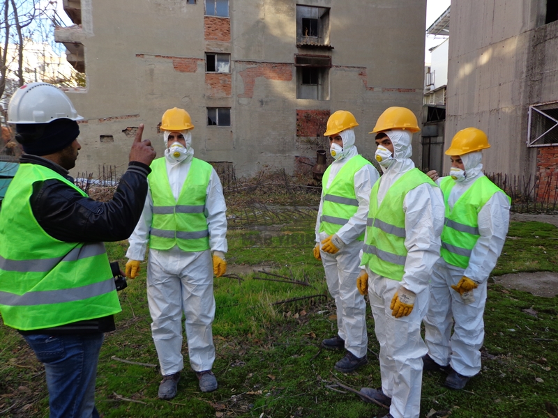 Asbest Söküm Firmaları ve Asbest Söküm İşlerinde Profesyonel Ortağınız. MAB Destroy İnşaat Yıkım Hizmetleri.